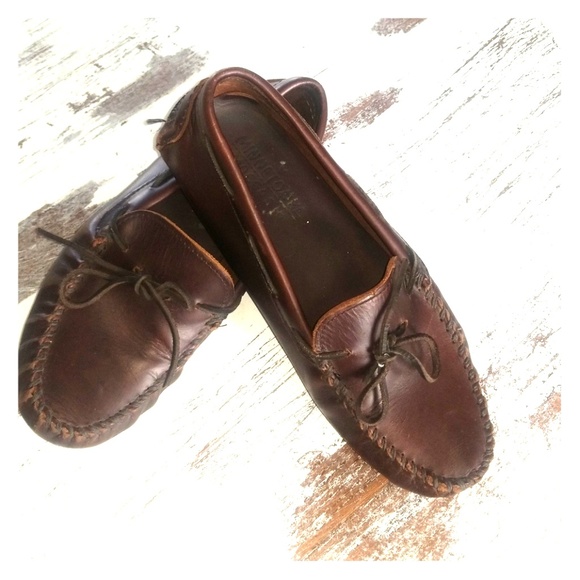 minnetonka driving moccasins